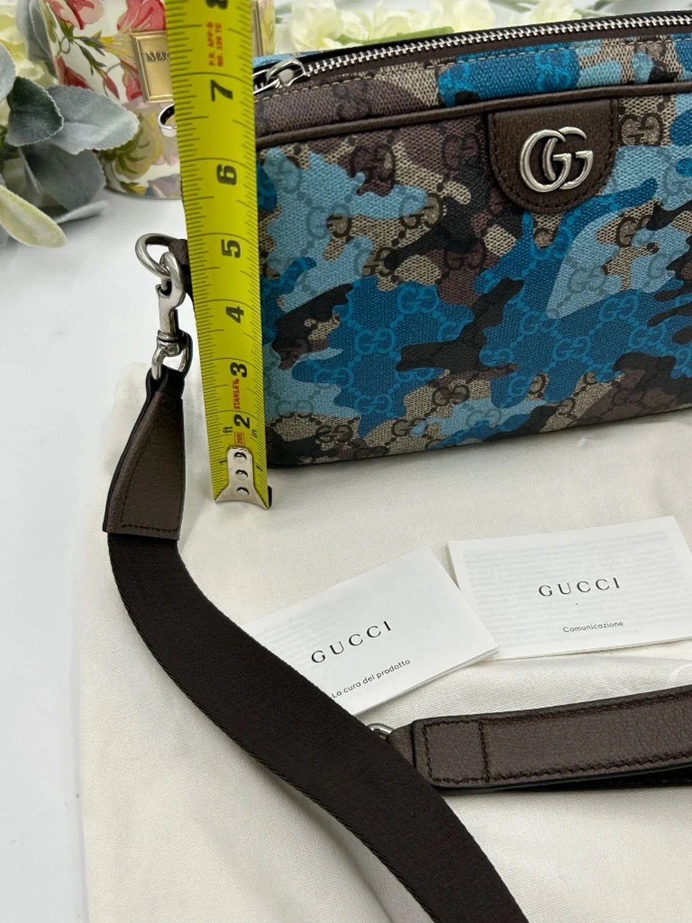Unisex Gucci GG Crossbody Bag.